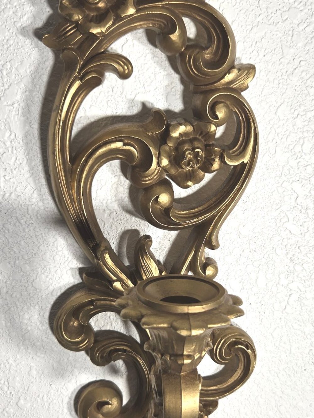 Vintage Gold Hollywood Regency Candle Sconces - 1971 Homco Resin Wall Decor - Picture 3 of 9